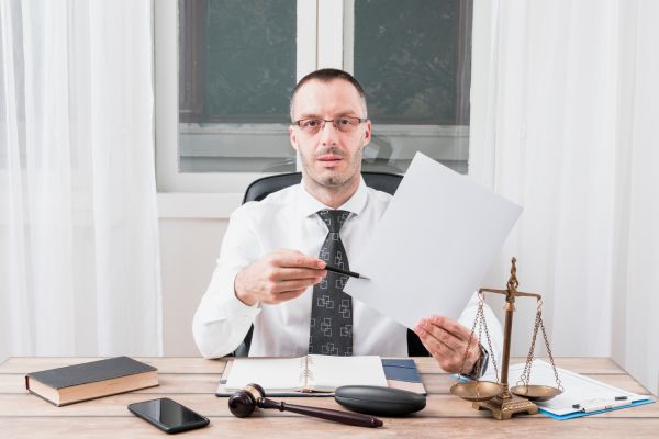 Comprendre vos droits avec un exemcj commissaire de justice